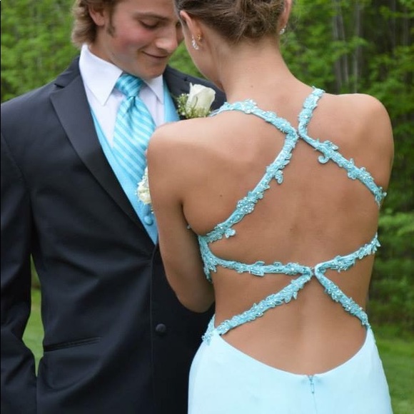 #prom #promdress #bestdressed - Picture 5 of 5